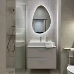 In The Middle Port 35